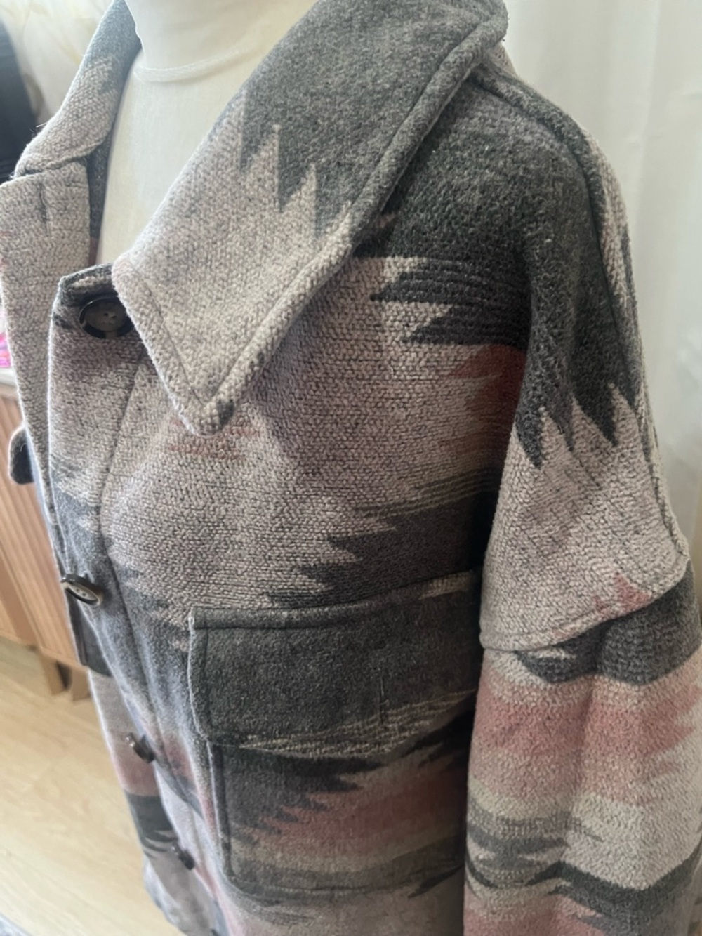 Shacket - Picture 2 of 4